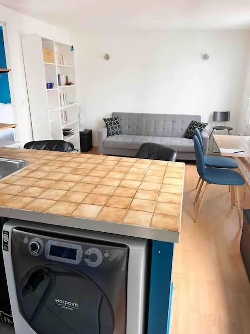 Paris Cozy Flat, Sentier, 2 Guests Apartment